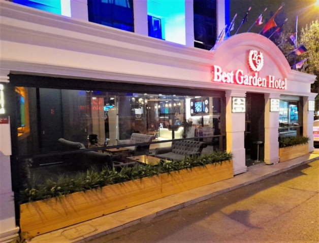 Cafe Restaurant Çiçeklik-1 Cafe Restaurant Yapay Çiçek 1
